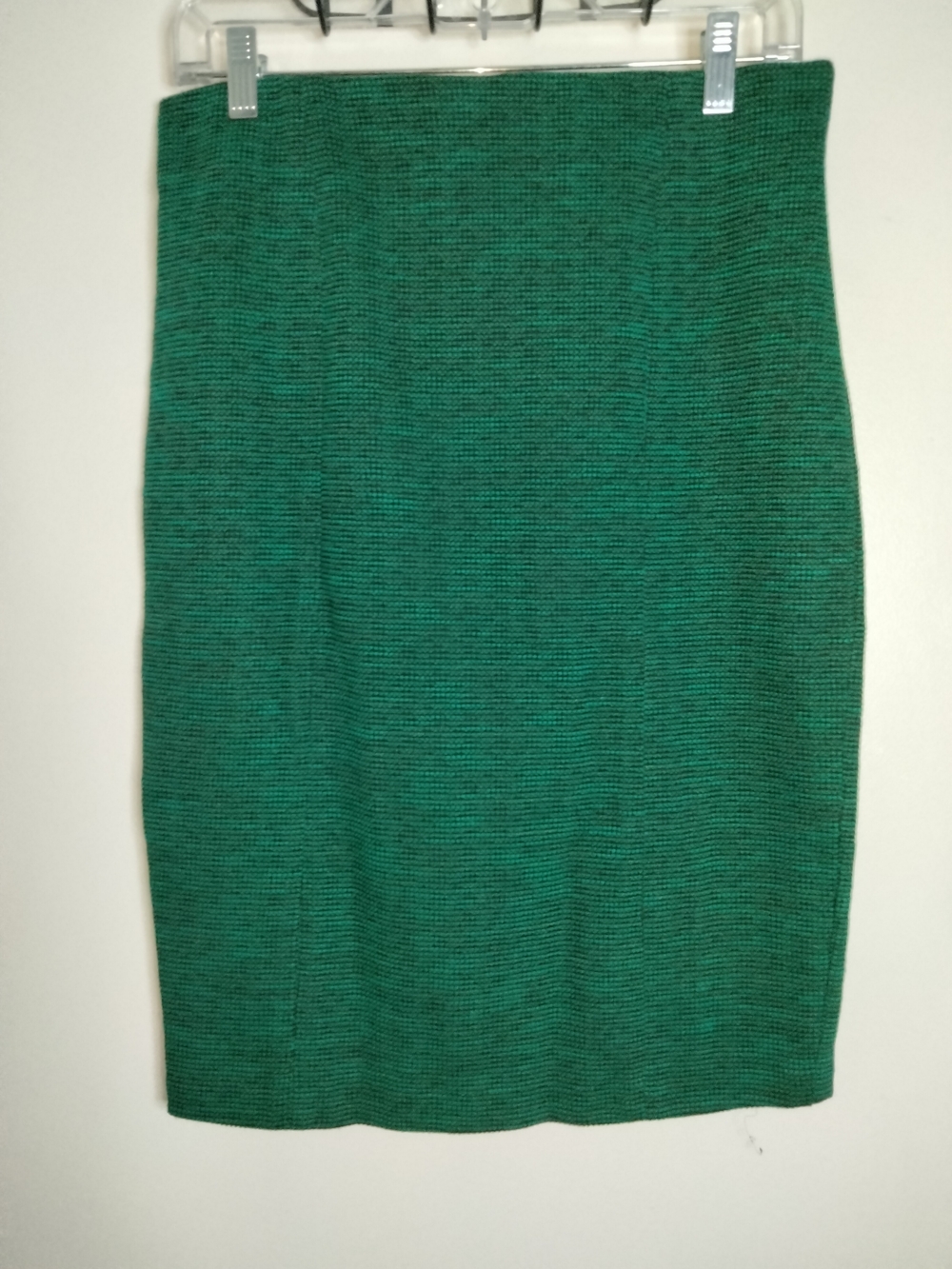 Elle (Size M) Emerald Green & Black Textured Stretch Knit Pull-on Pencil Skirt